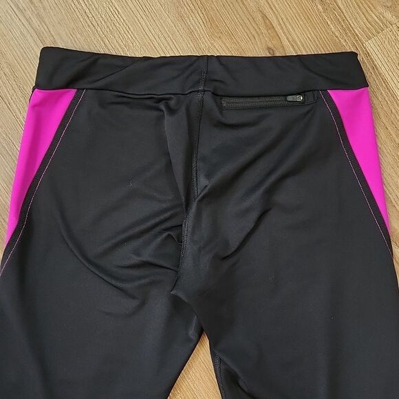☔️💜Adidas Black & Fuchsia Cropped Athletic Pants Medium - Picture 6 of 13